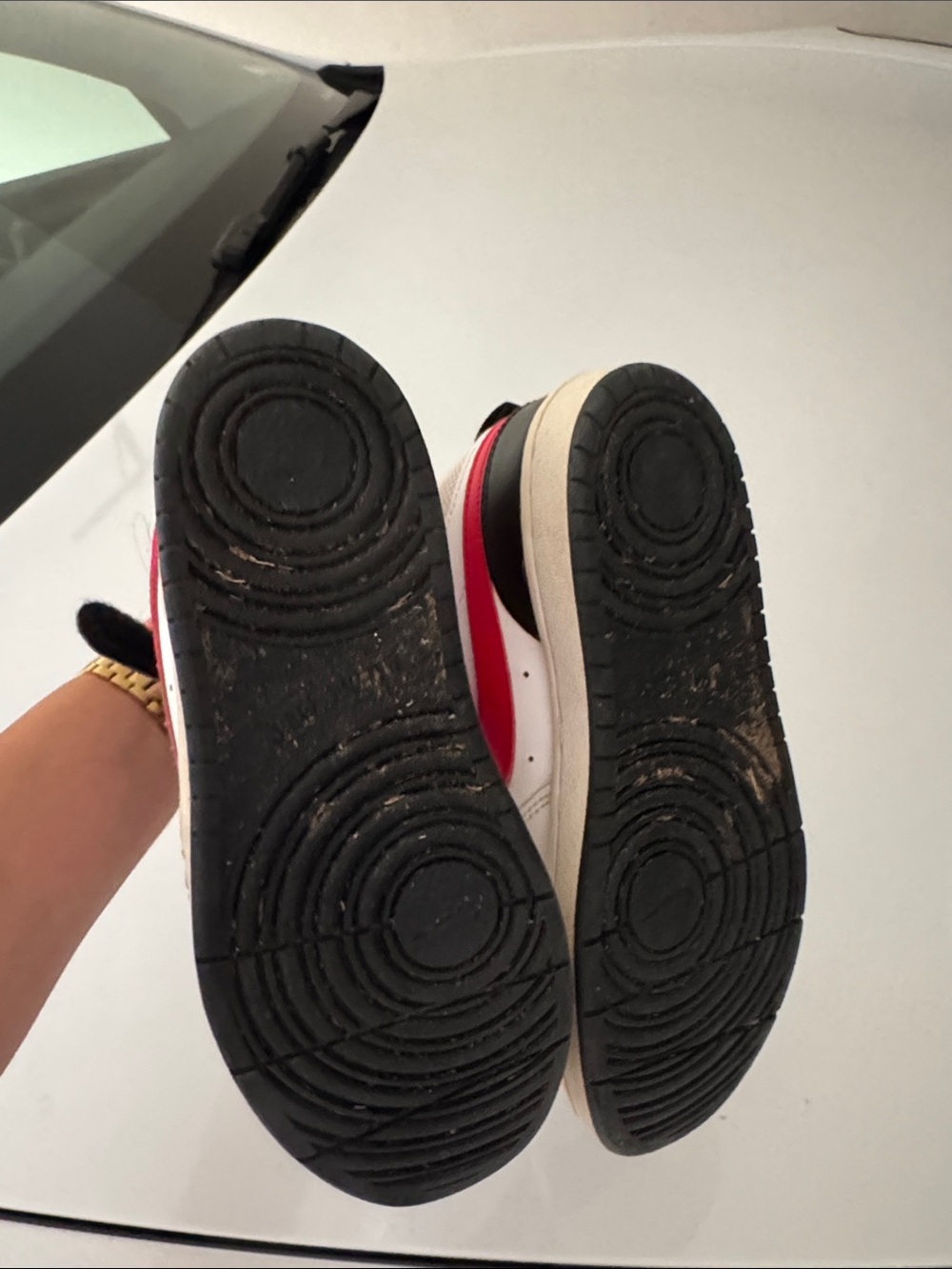 Nike Men’s High-Top Sneakers in White, Black & Red - Picture 2 of 4